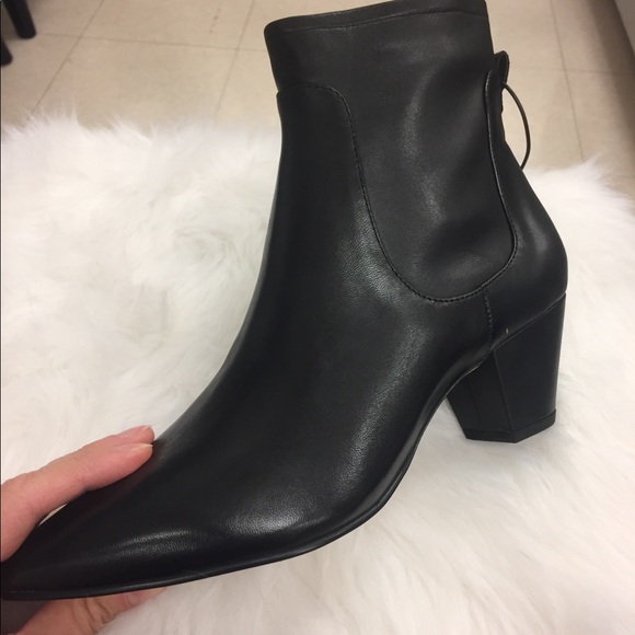 One size left🖤Sam Edelman Booties🖤 - Picture 3 of 8